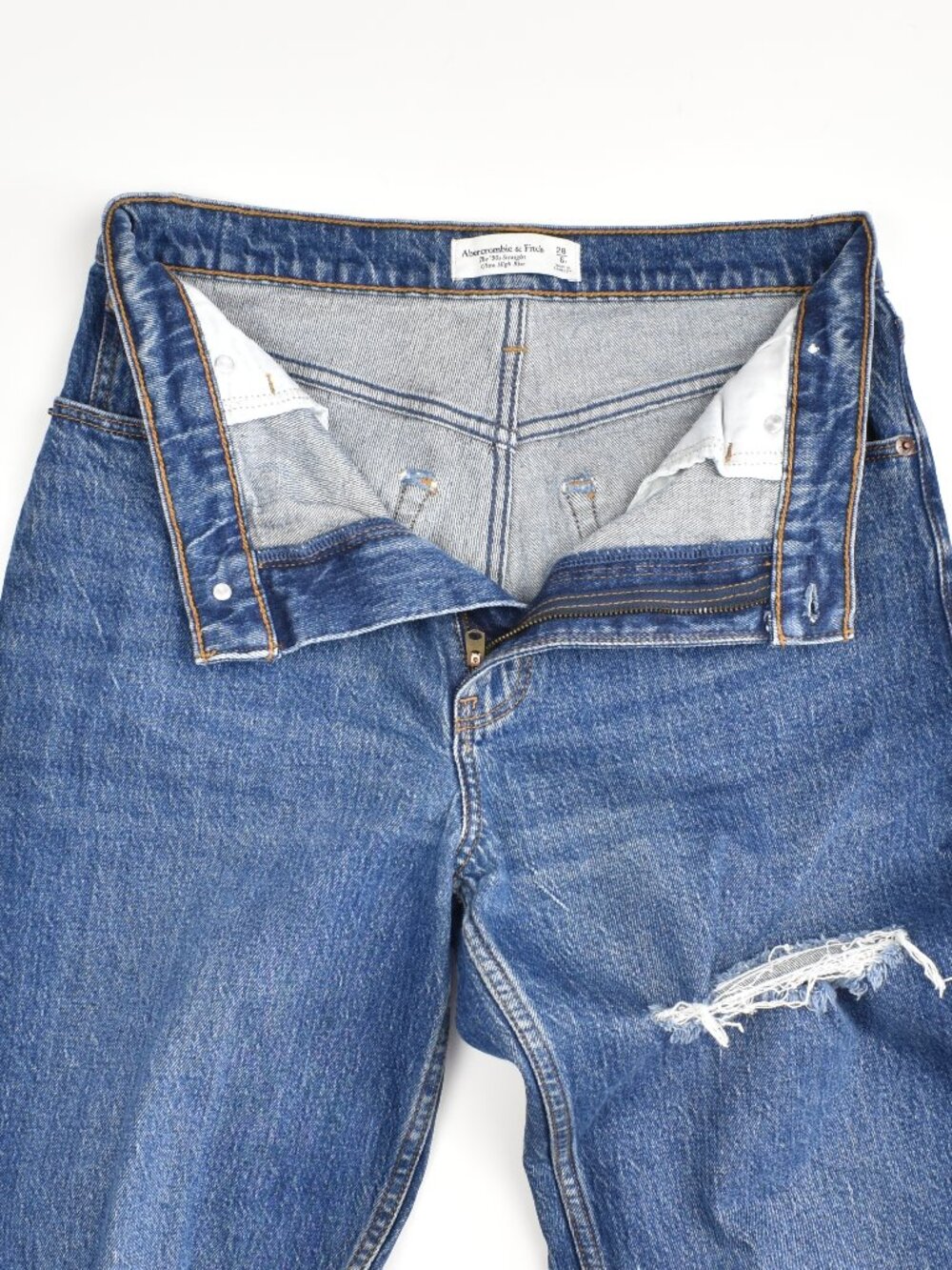 Abercrombie & Fitch 90's Straight Ultra High Rise Jeans - 28 / 6 - Picture 5 of 6